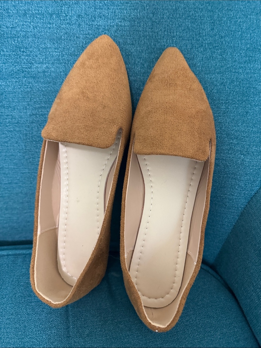 Women's Pointed Toe Flat - Tan Suede
